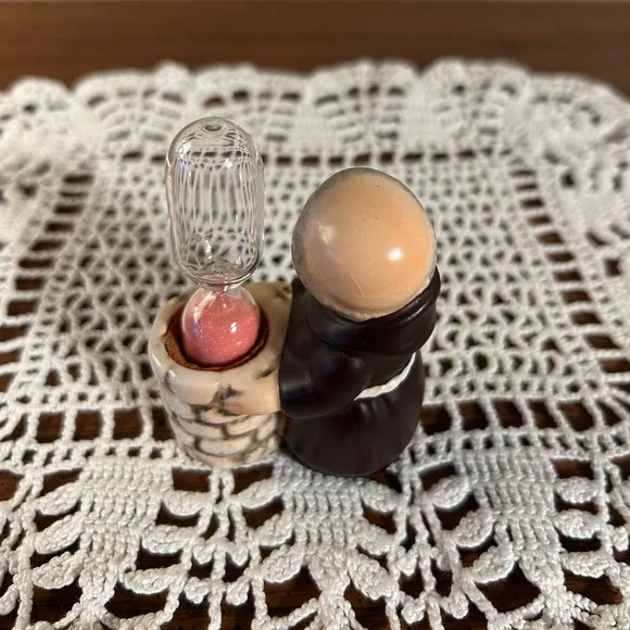 Friar Tuck Goebel Hummel West Germany Kitchen Timer Hour Glass - Picture 5 of 10